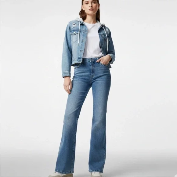 Karl Lagerfeld Women's Blue Wide Flare Jeans - Picture 1 of 4